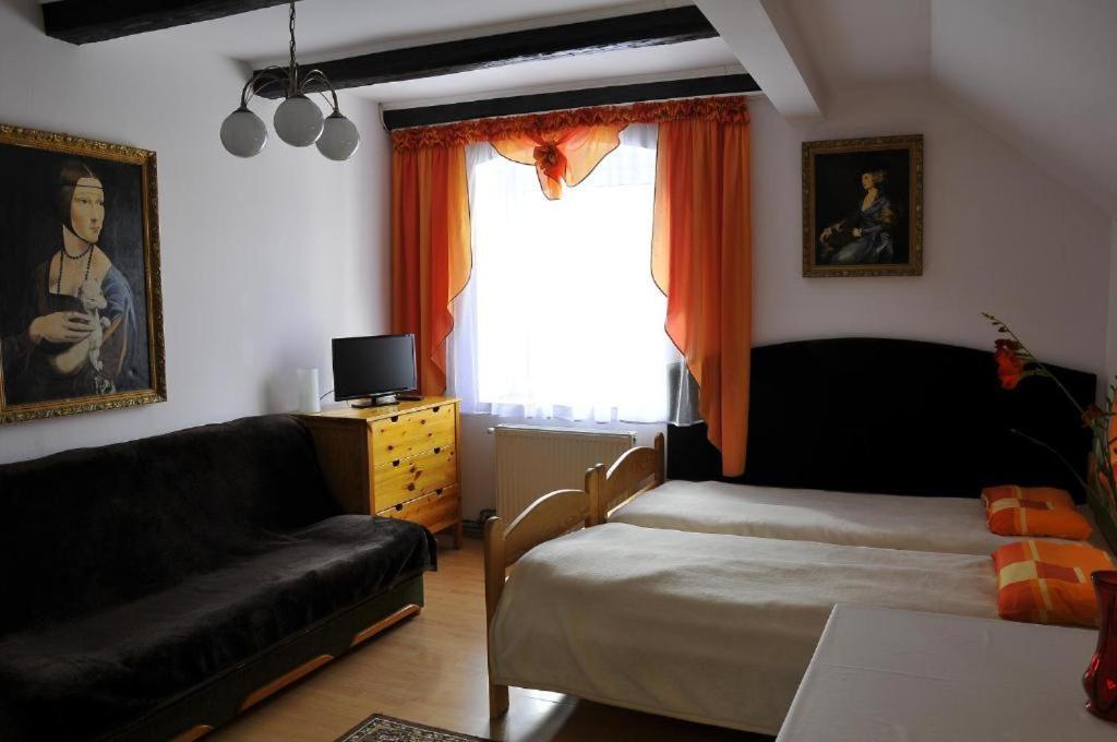 Gosciniec Zapiecek Hotel Stronie Slaskie Exterior photo